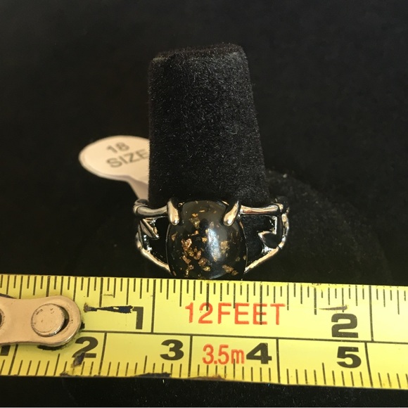 Black and Gold Sparkle Stone Fashion Ring - Picture 6 of 6